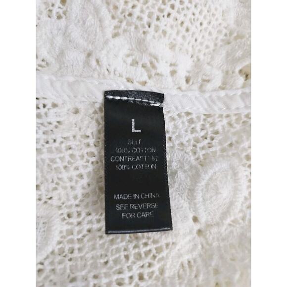 BKE Boutique~Woman Size L~White Crochet Lace Antique Open Front Vest Fringe Boho - Picture 4 of 14